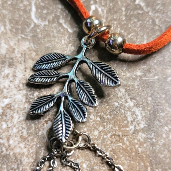 🍁HAND-CRAFTED NECKLACE - Picture 4 of 5